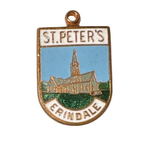 St. Peters Erindale Enamal Souvenir Charm Pendant Mississauga Ont Canada - Picture 1 of 4